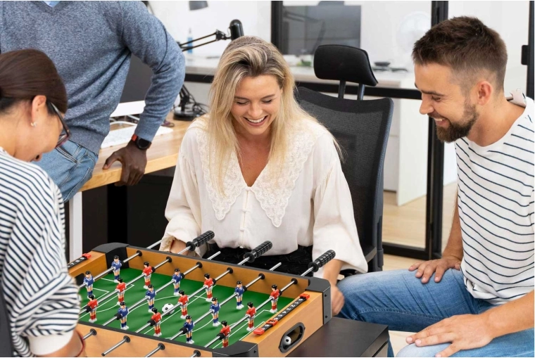 Fun for 2 to 4 players