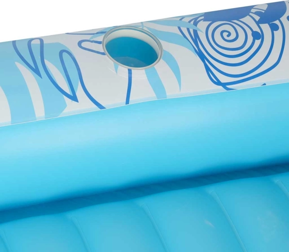 Dzērienu turētāji – viss pa rokai