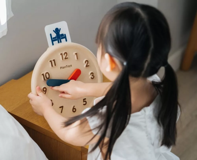 Ekoloģiska un droša PlanToys koka rotaļlieta