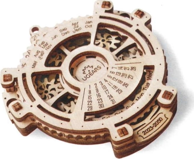 Koka mehāniskais kalendārs UGEARS – 3D puzle