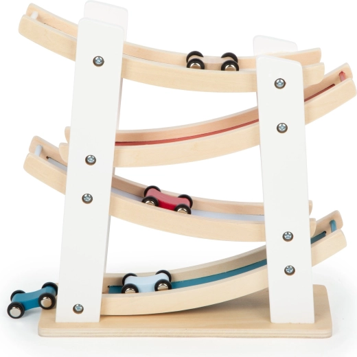 Dabisks koks un izturīga konstrukcija