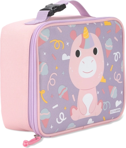 All-around zipper and easy carrying