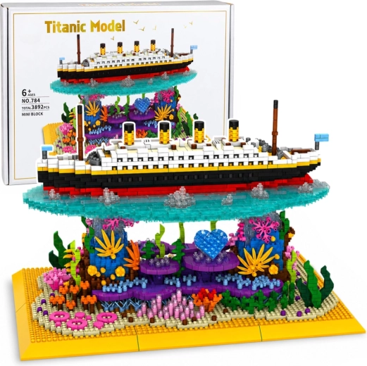 Titanic Building Set – Ocean Liner Model on a Coral Reef (3,892 pieces)
