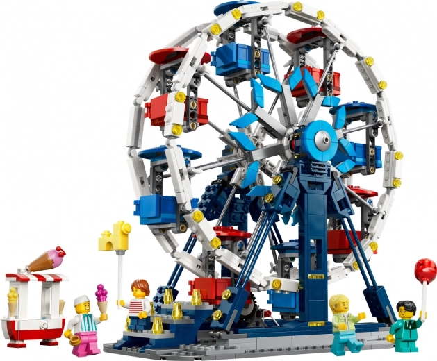 Role-play with 4 minifigures and accessories