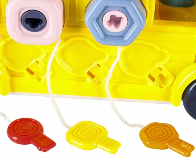 Slēdzenes ar atslēgām prasmju treniņam