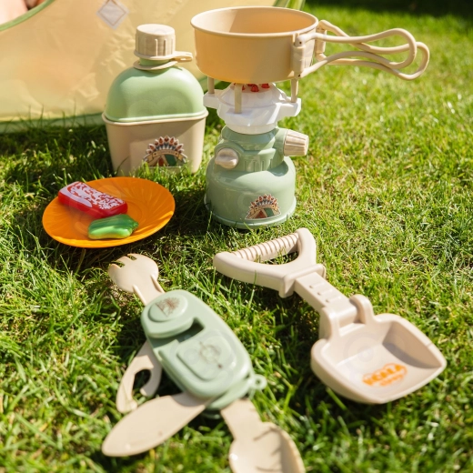 Camping equipment for realistic play