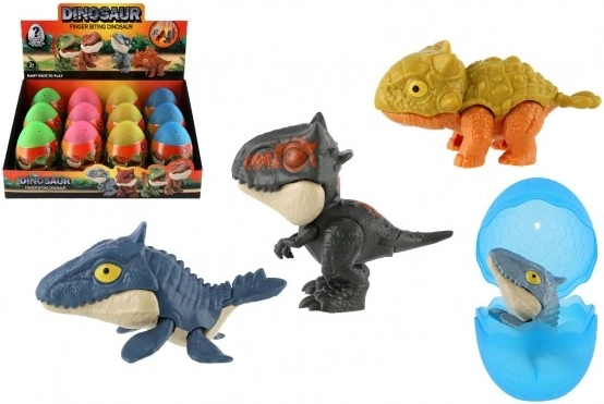 Dinozaurs olā ar pārsteigumu