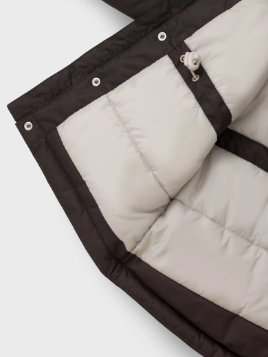 Warm and lightweight insulation