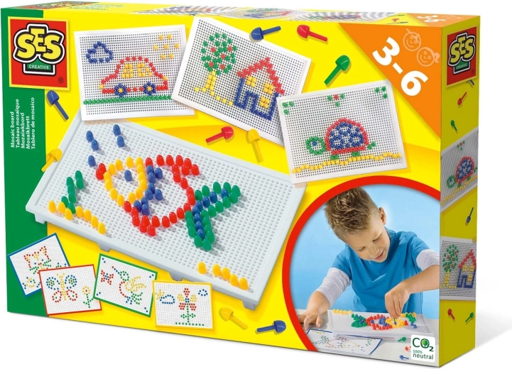Lots of colorful pegs for bold patterns