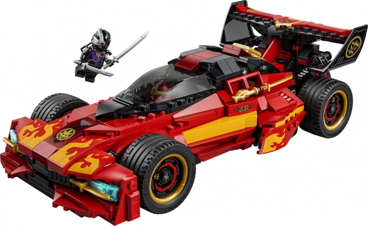 3 minifigures and gear for action battles