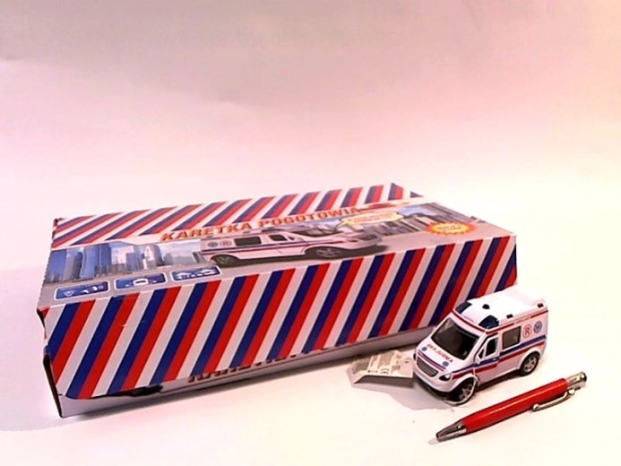 11 cm Ambulance Van with Sound and Czech Design