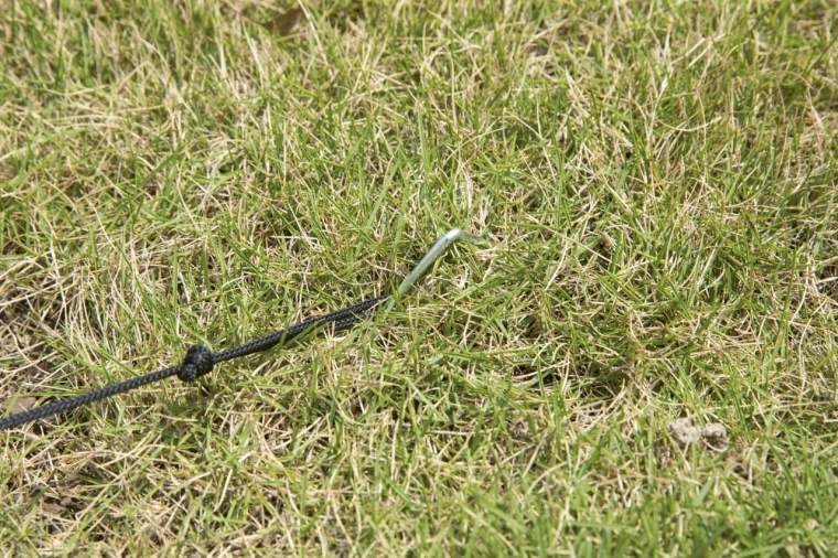 Vienkārša un stabila montāža