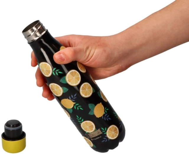 Practical 500 ml capacity