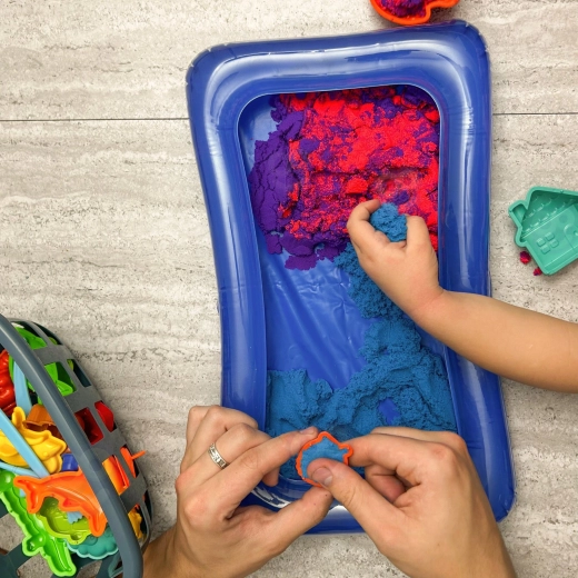 Tīra spēle mājās ar piepūšamo paplāti