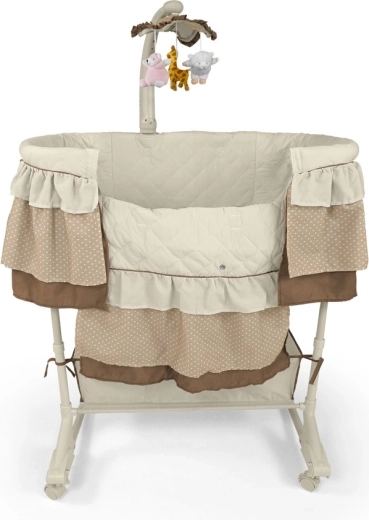 Viegla pārvietošana un pārveidošana par šūpojamu gultiņu