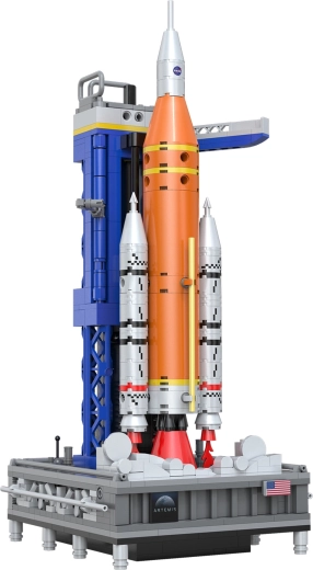 Displeja pamatne ar konstrukcijas detaļām