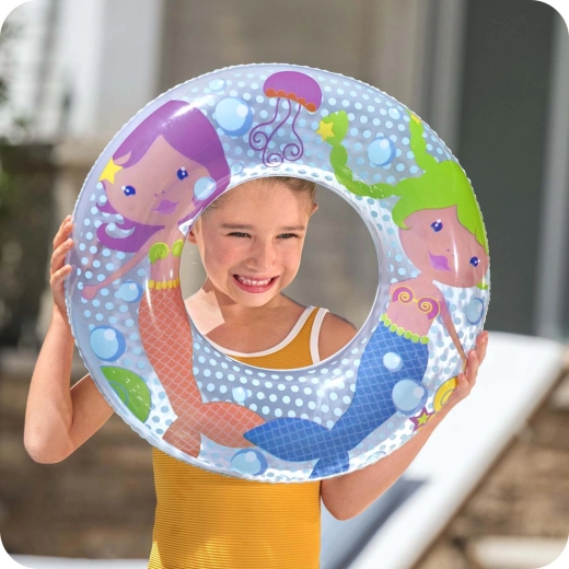 Comfortable ring for young swimmers