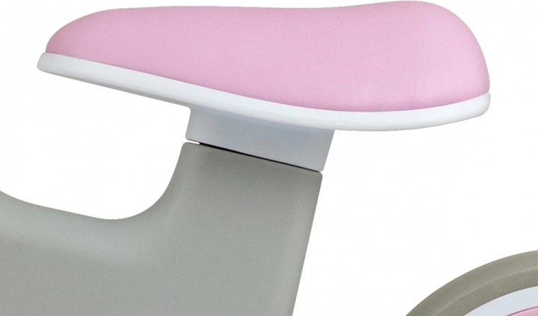 Ergonomisks, mīksts un profilēts sēdeklis