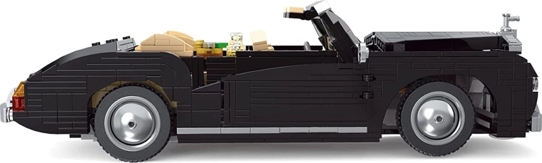 Kabriolets ar izstrādātu interjeru