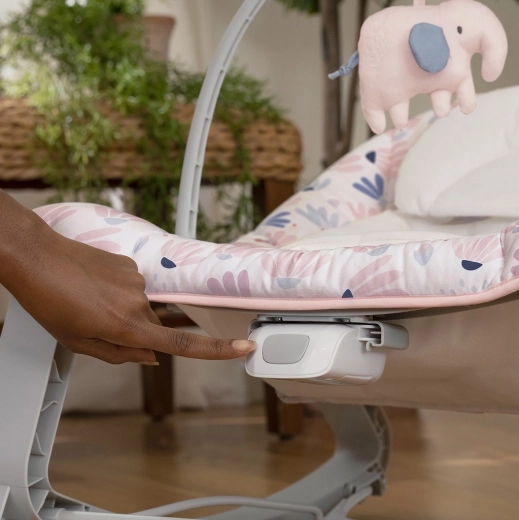 Soothing vibrations and 2 recline positions