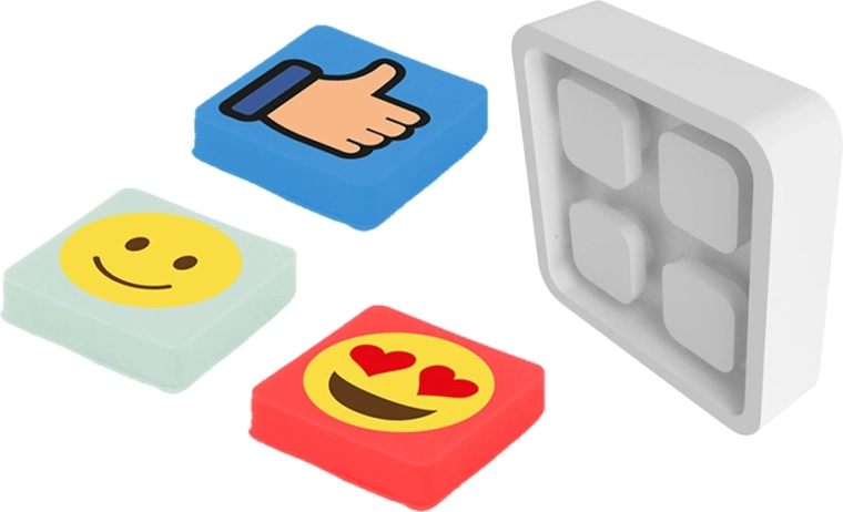 Pixie Crew atstarojošā piespraude emoji