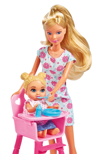 Laiks barošanai augstajā krēsliņā