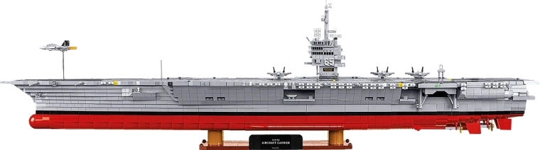 Monumental collector’s model in 1:300 scale