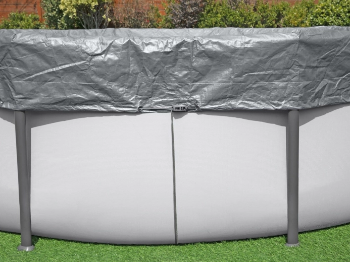 Drenāžas caurumi pret ūdens uzkrāšanos