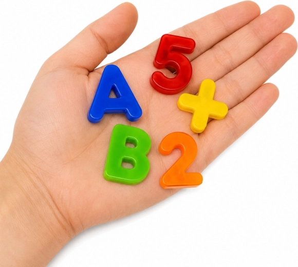 Learning through play with 79 pieces