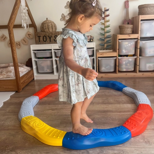 Daudzveidīga salikšana – aplis, vilnis un pašu maršruti