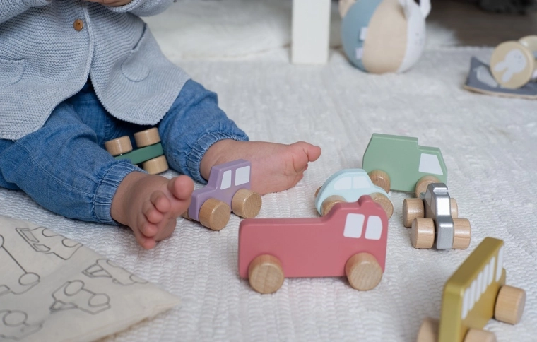 8 mīlīgi transportlīdzekļi pirmajai spēlei