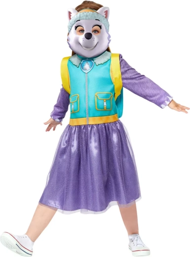 Dress in the colors of the popular heroine