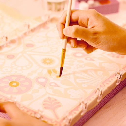 Precīza gleznošana, pateicoties auduma nostiepšanai