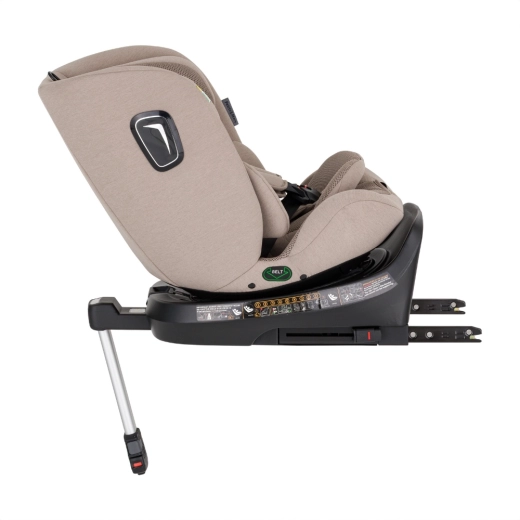 Grows with your child: 9 headrest positions and 5 recline positions