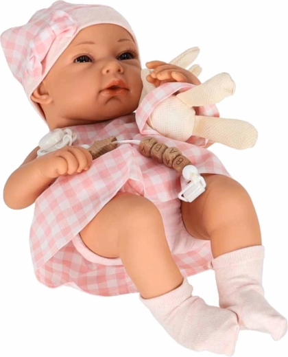 Cute outfit and accessories for everyday care