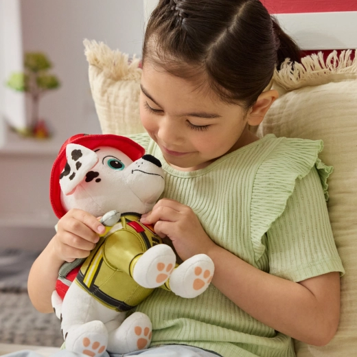 Mīksts plīšs mīļošanai