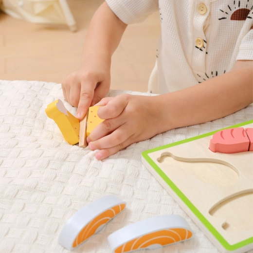 Drošs koka izpildījums mazajiem pavāriem