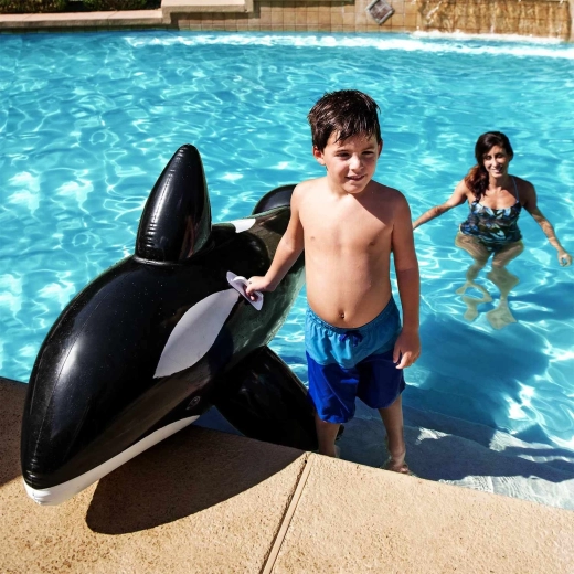 Large dimensions for play and relaxation