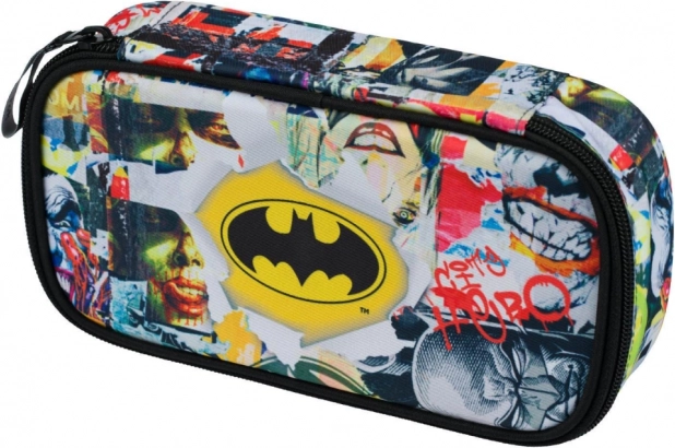 Skolas penālis-etvija ar Batman komiksa motīvu