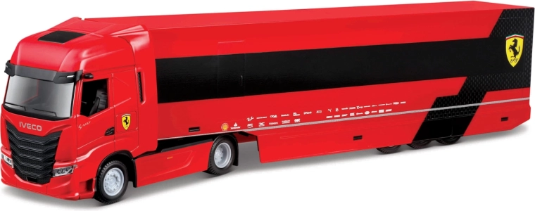 Iveco vilcējs ar piekabi formulas pārvadāšanai