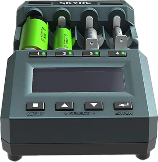 Four independent slots and a clear display