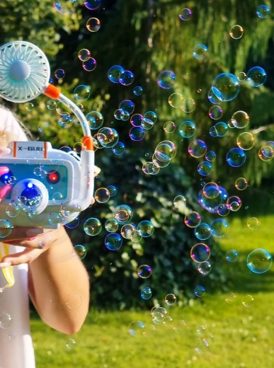 Burbuļu šovs ar LED efektiem