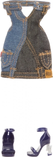 Detailed accessories and fashionable footwear