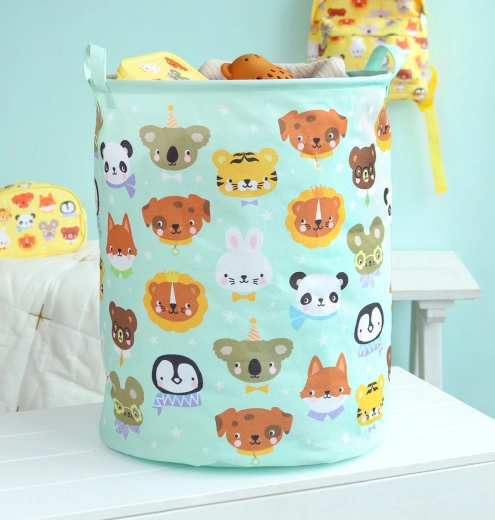 Spacious and practical for toys and laundry