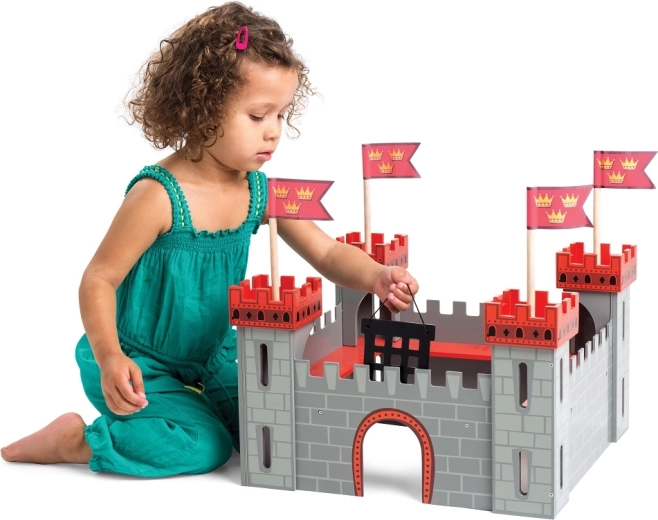 For dolls and figures up to 10 cm tall