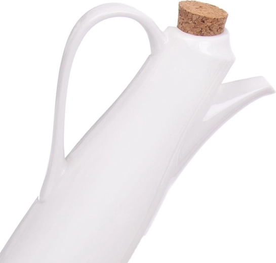 Precīza eļļas un etiķa lejšana