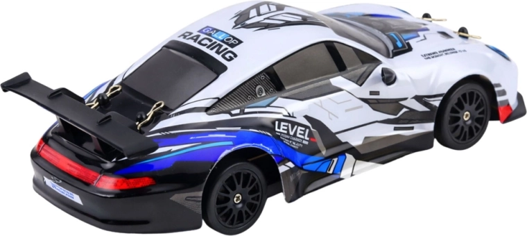 Ready to drift: interchangeable wheels included