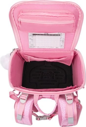 Clear internal layout, insulated snack pocket