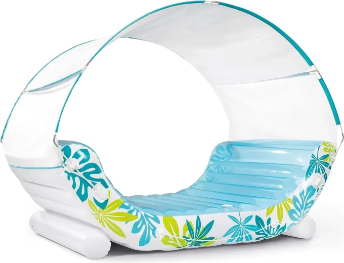 Shade for relaxing in comfort