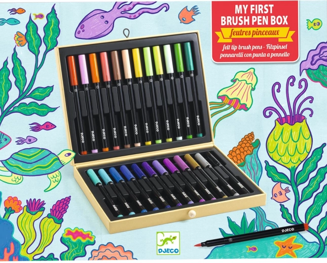 Artistic Kit with Markers by Djeco
